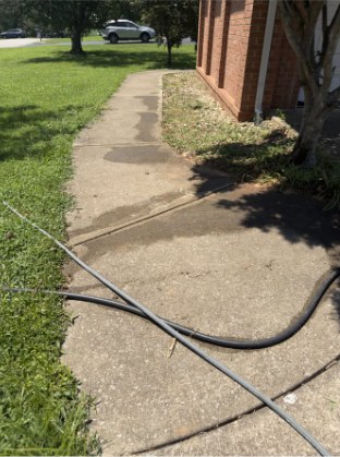 Concrete Sidewalk before cleaning